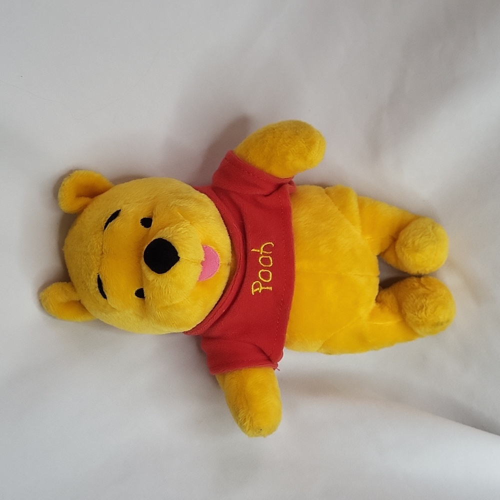 Winnie the Pooh Fisher Price 2001 Vintage 9"
